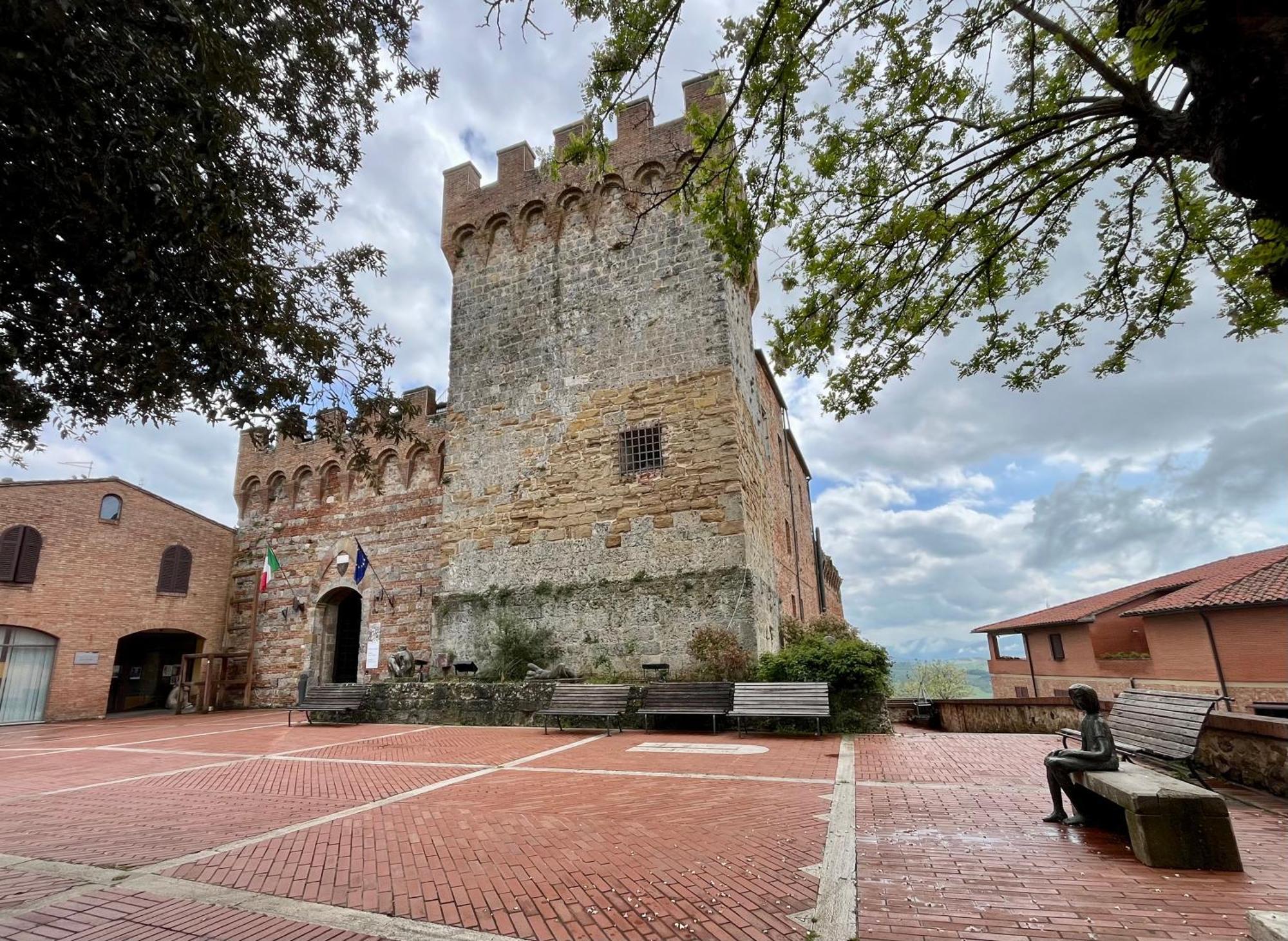 Appartamento Mirella In Centro Storico Казоле-д'Эльса Экстерьер фото